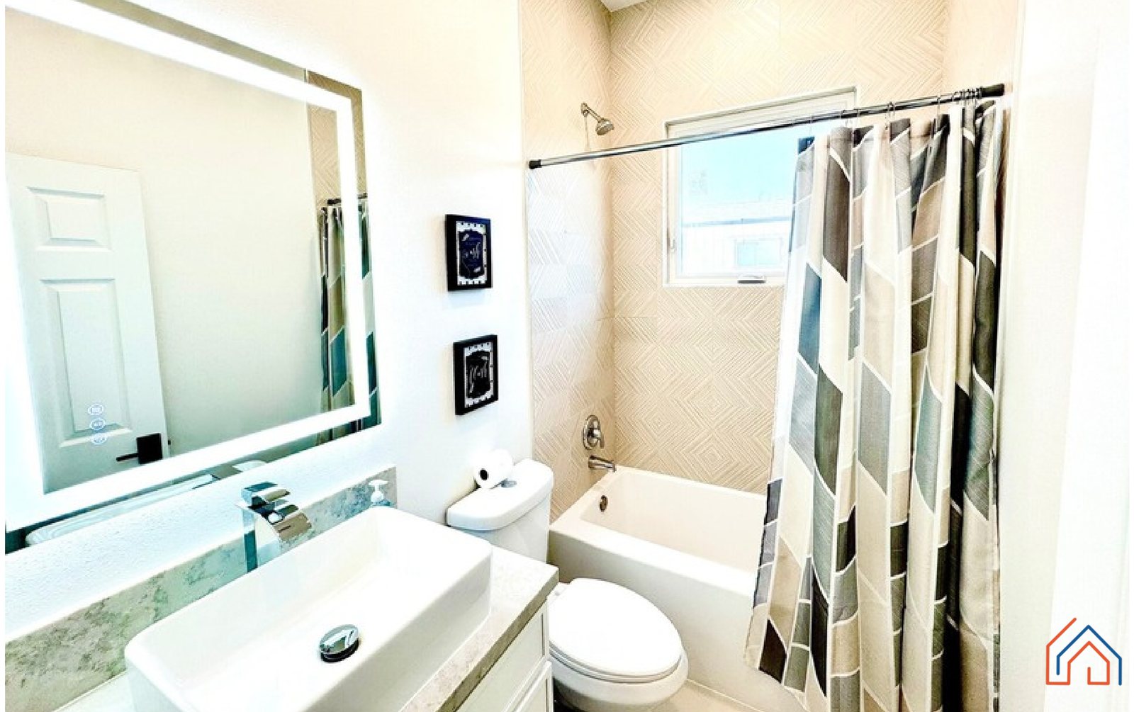 Bathroom — shower & tub
